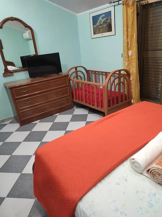 Casa Vacanza Via Annarita Sidoti San Giorgio  0*, San Giorgio (Messina) Italy