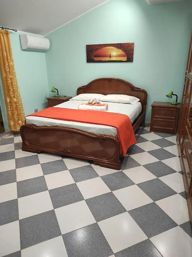 Casa Vacanza Via Annarita Sidoti San Giorgio  0*, San Giorgio (Messina)
